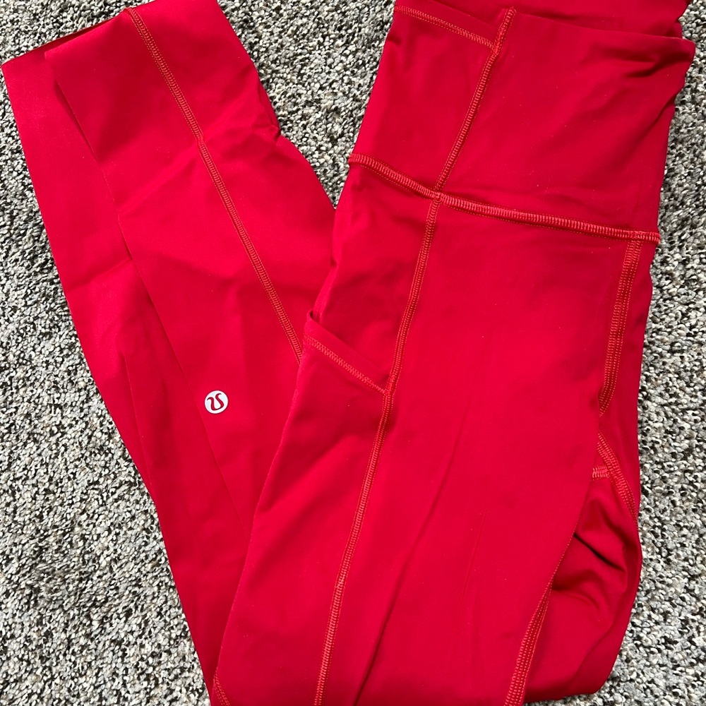 Lululemon wonder trains
